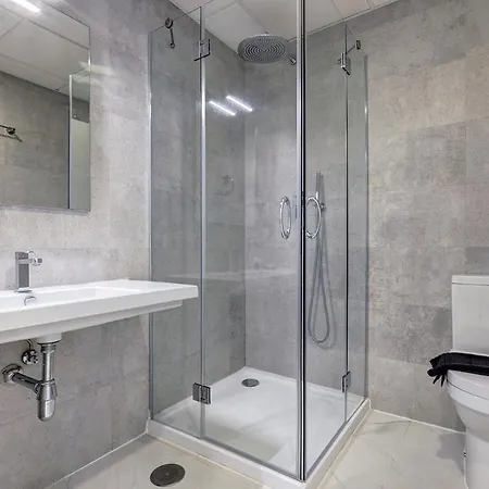 2 Bedroom Ground Floor At Hills