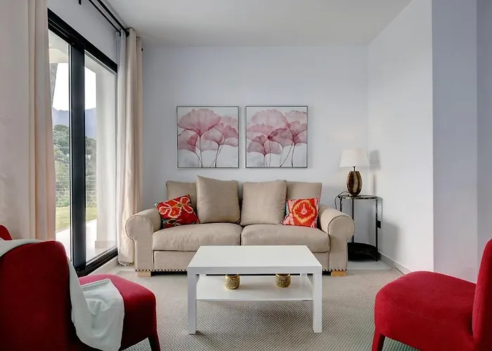 2 Bedroom Ground Floor At Hills Estepona