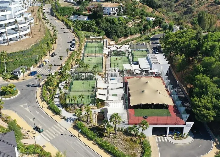 Apartamento 2 Bedroom Ground Floor At Hills *