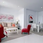 Apartment 2 Bedroom Ground Floor At Hills *