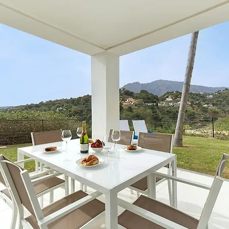 Apartment 2 Bedroom Ground Floor At Hills *