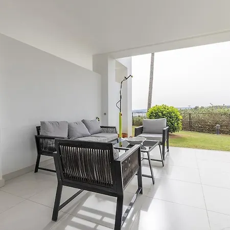 Appartement 2 Bedroom Ground Floor At Hills