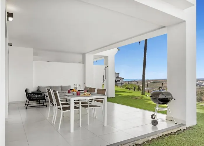 2 Bedroom Ground Floor At Hills * Estepona