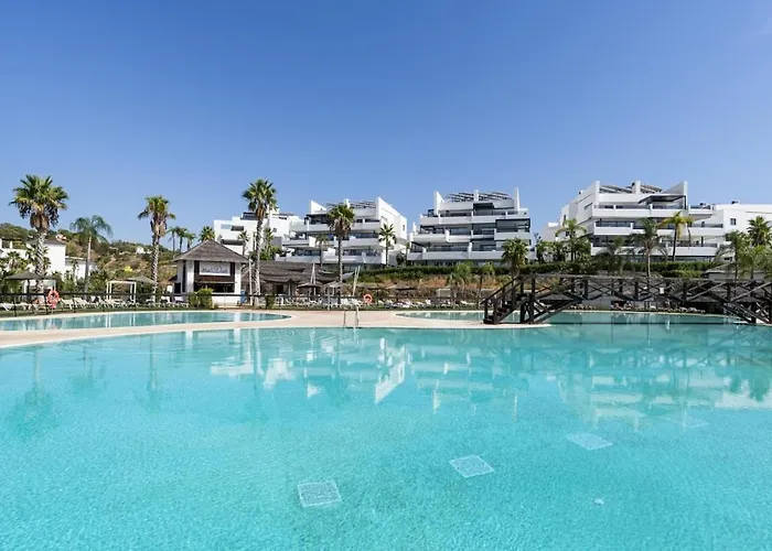 2 Bedroom Ground Floor At Hills Estepona