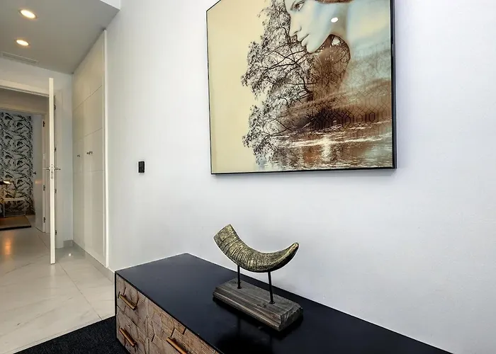 2 Bedroom Ground Floor At Hills