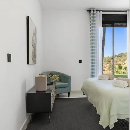 Appartamento 2 Bedroom Ground Floor At Hills