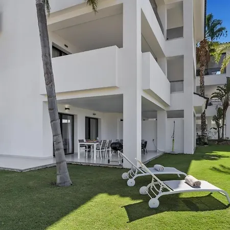 Appartamento 2 Bedroom Ground Floor At Hills Estepona